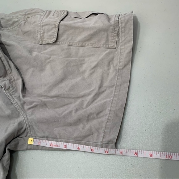 Cabela’s Shorts Adult 8 Beige Cargo Women - Picture 7 of 8